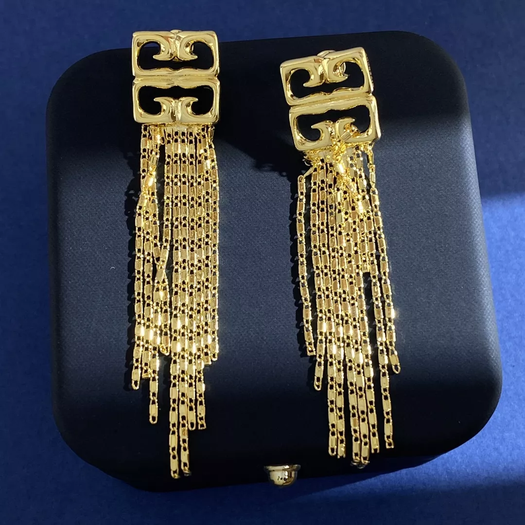 Givenchy Earrings For Women EasyMatch 4426
