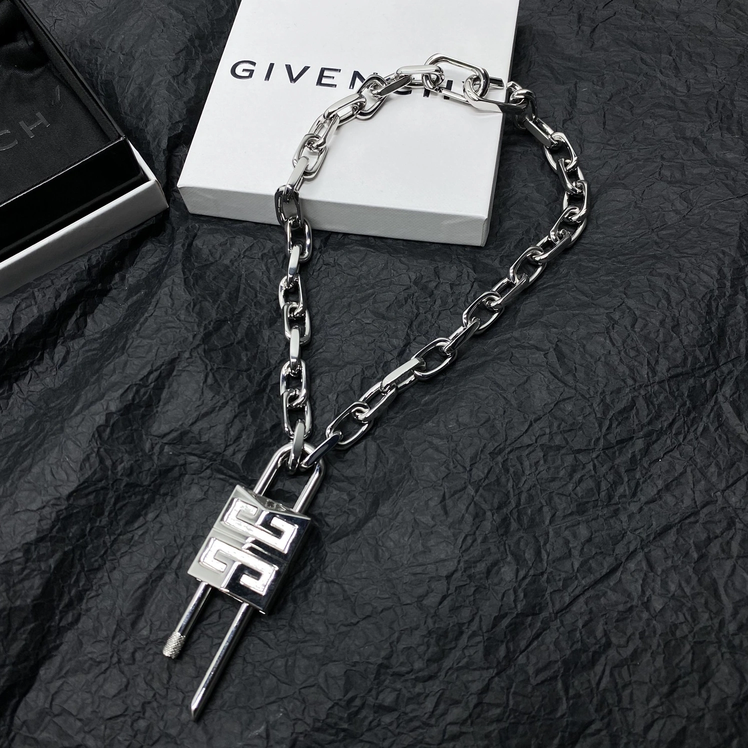 Givenchy Necklace Versatile 288