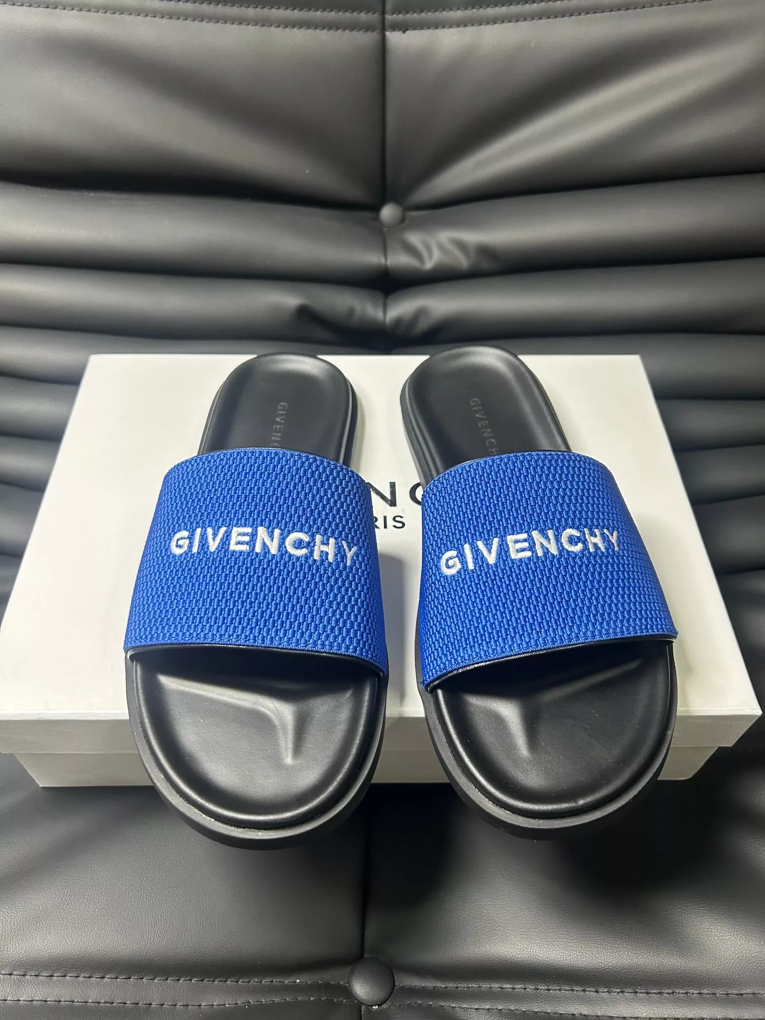Givenchy Slippers For Men Compact 6521