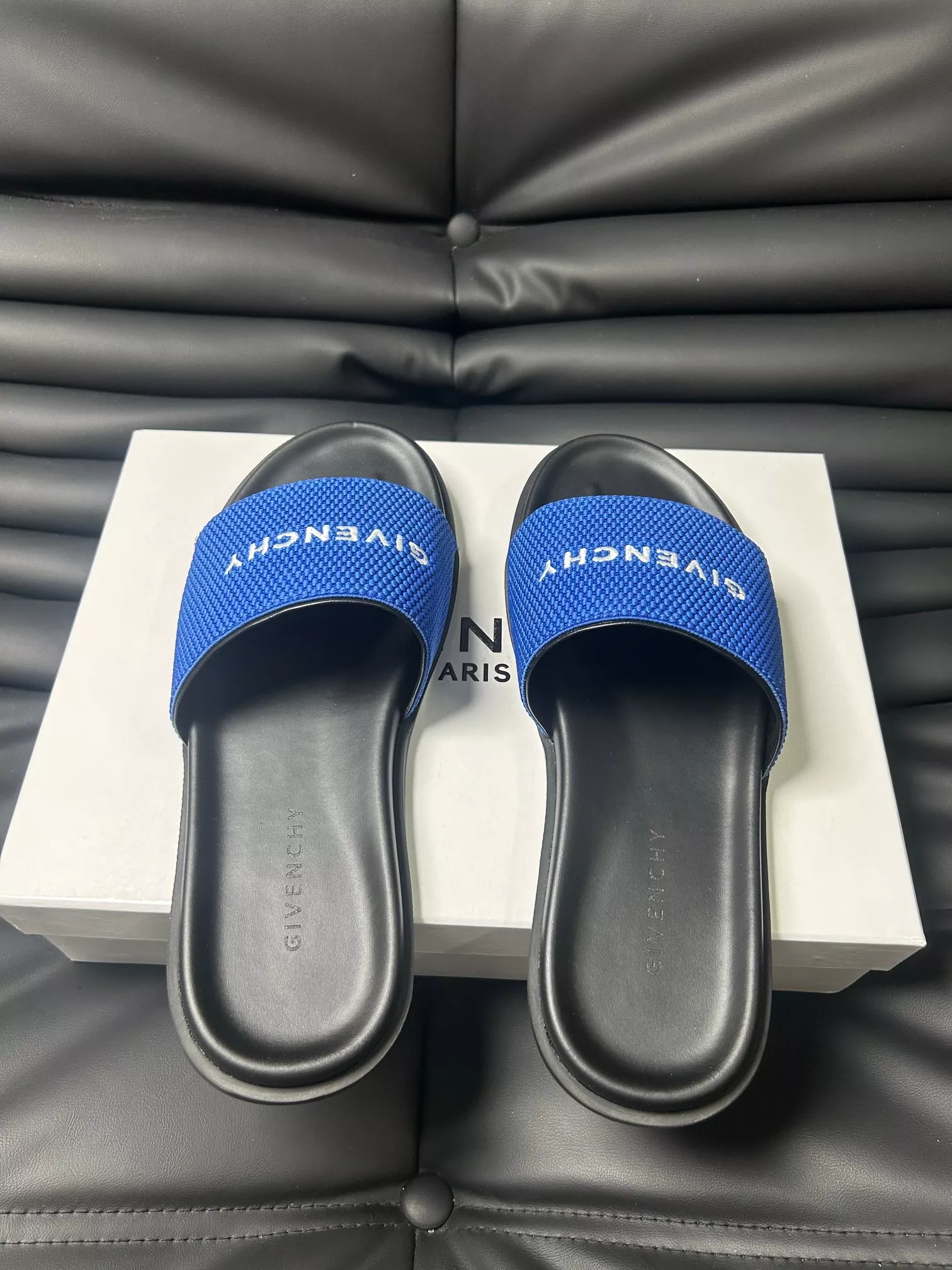 Givenchy Slippers For Men Compact 6521