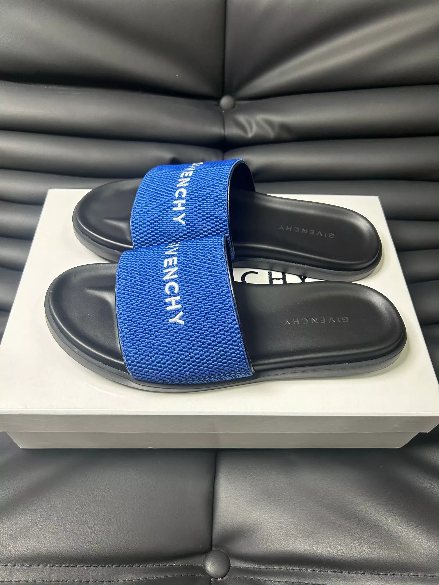 Givenchy Slippers For Men Compact 6521