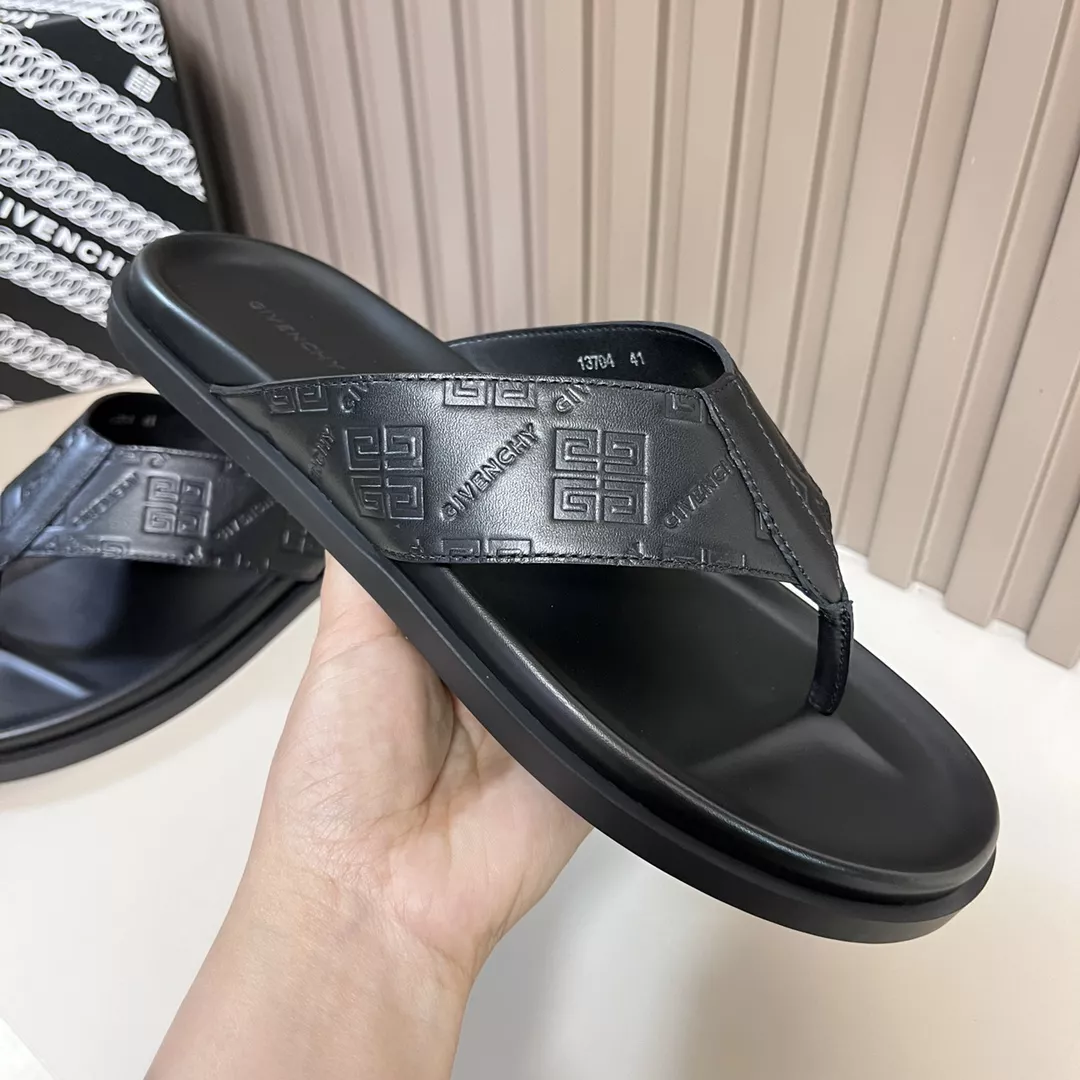 Givenchy Slippers For Men Cozy 7475