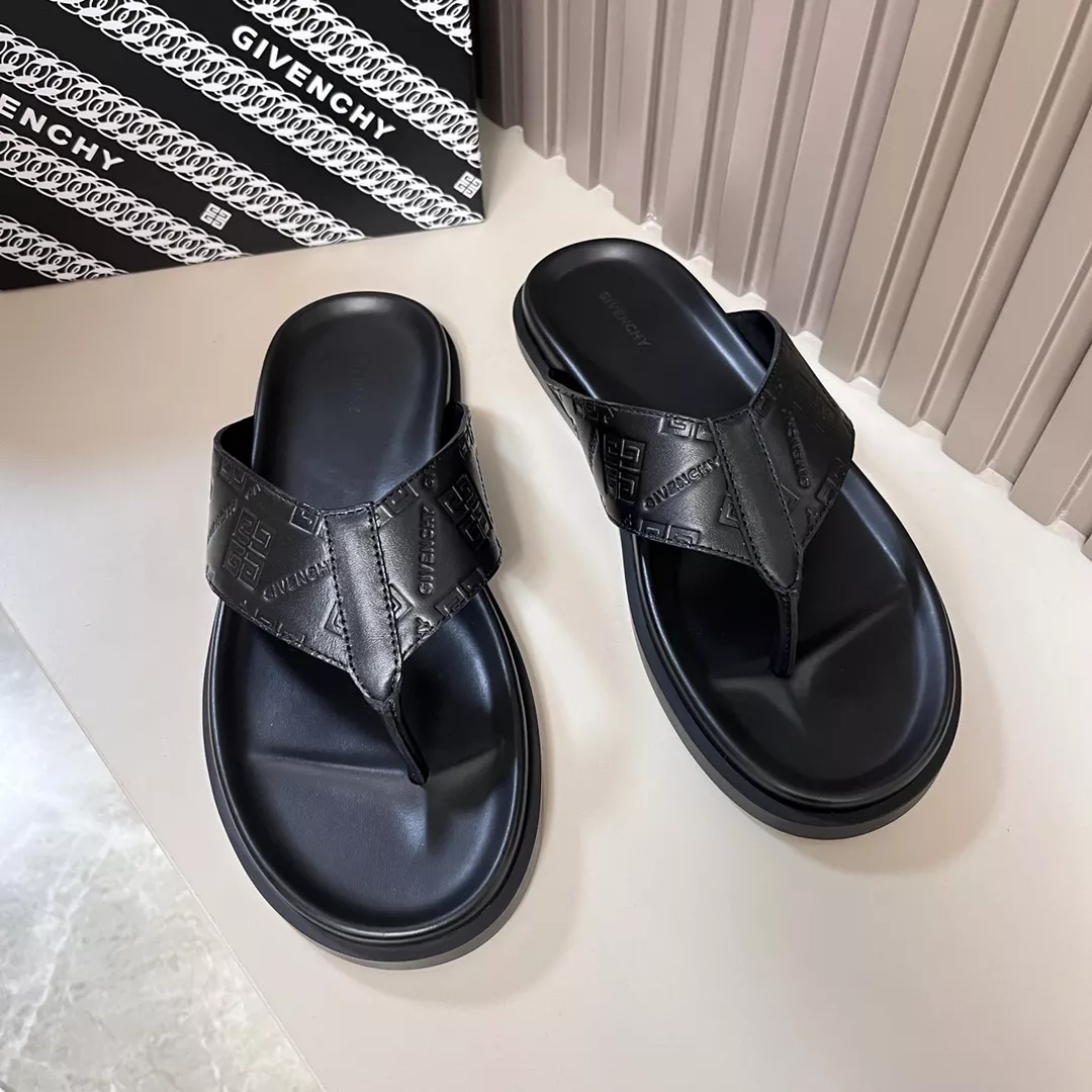 Givenchy Slippers For Men Cozy 7475