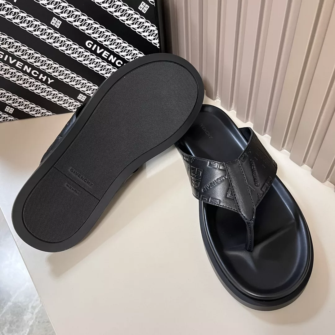 Givenchy Slippers For Men Cozy 7475