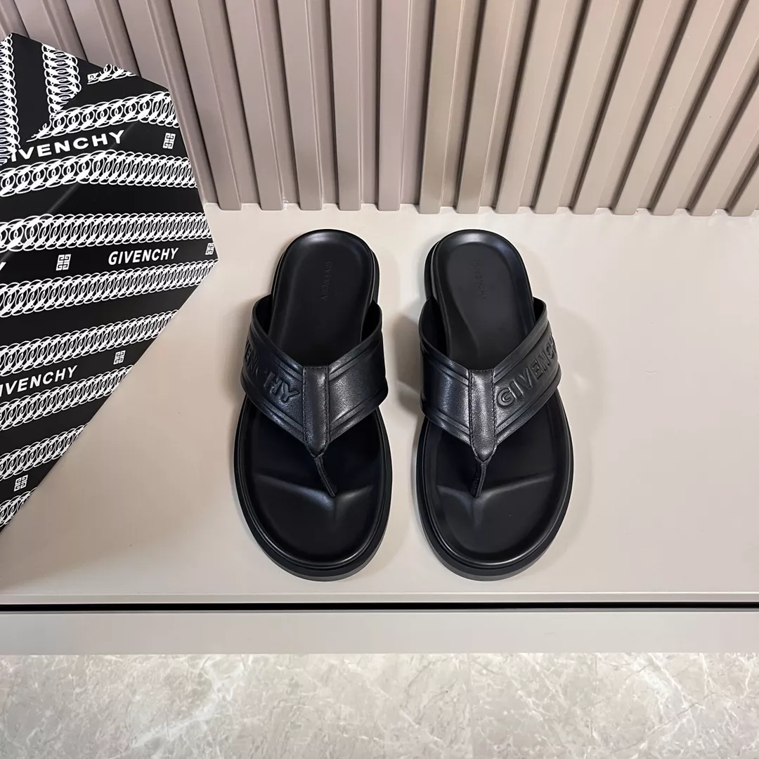 Givenchy Slippers For Men DailyWear 1873