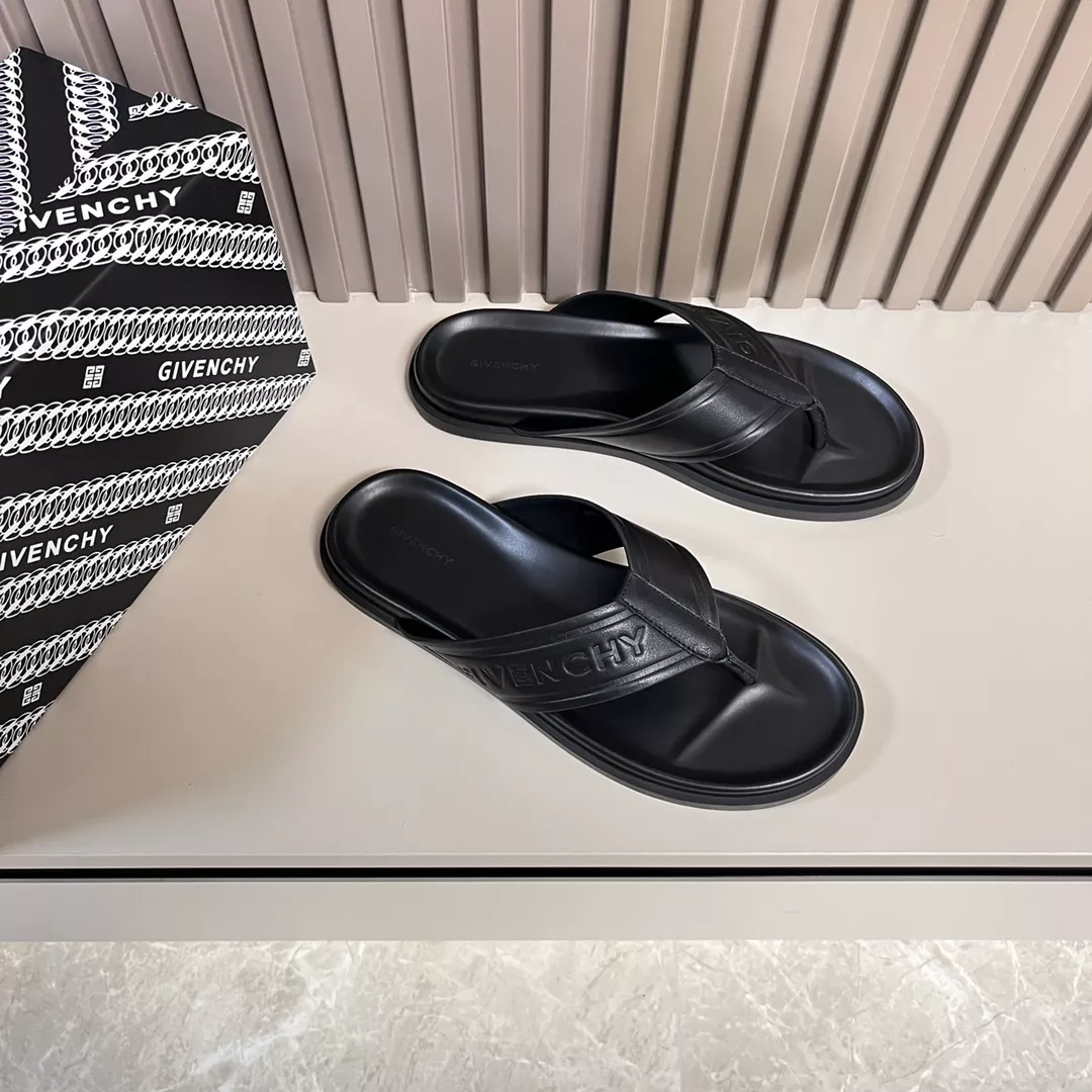 Givenchy Slippers For Men DailyWear 1873