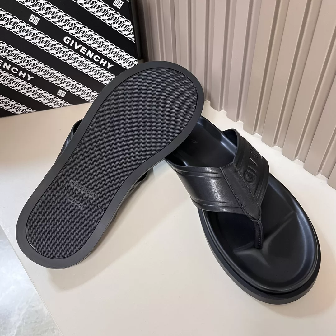 Givenchy Slippers For Men DailyWear 1873