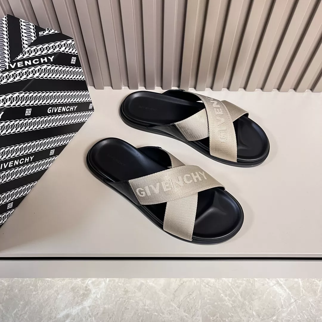 Givenchy Slippers For Men Efficient 3213