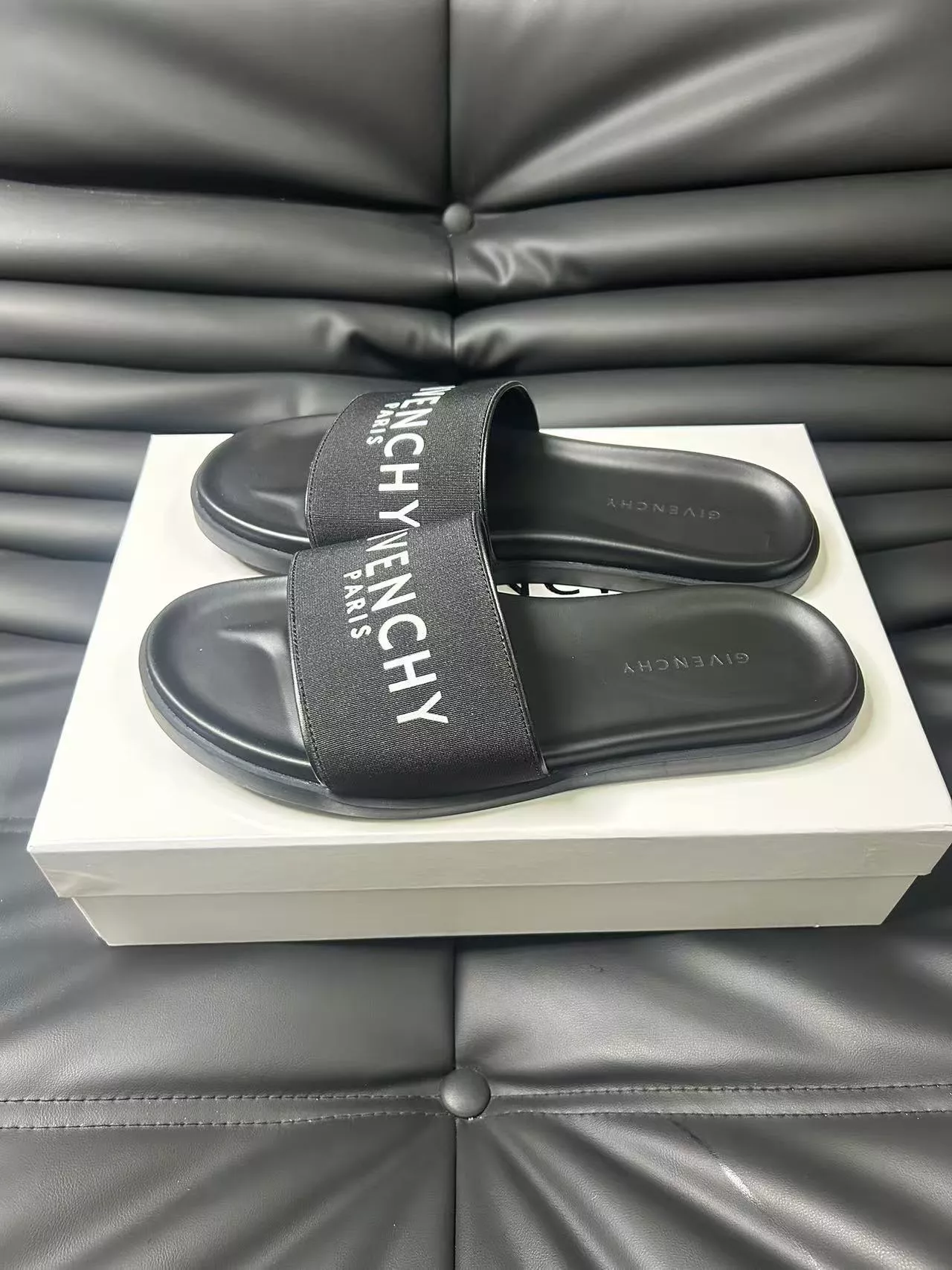 Givenchy Slippers For Men GoAnywhere 8700