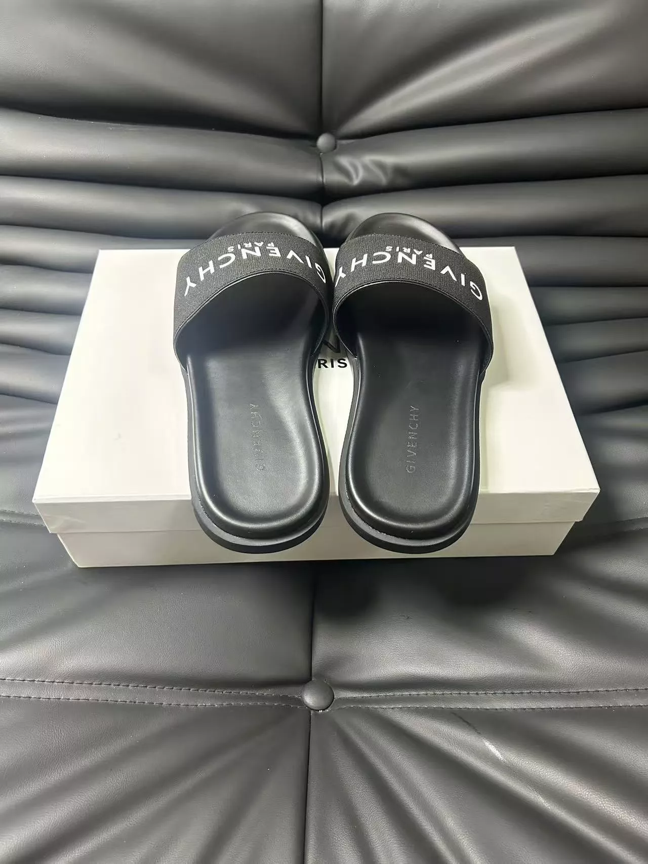 Givenchy Slippers For Men GoAnywhere 8700