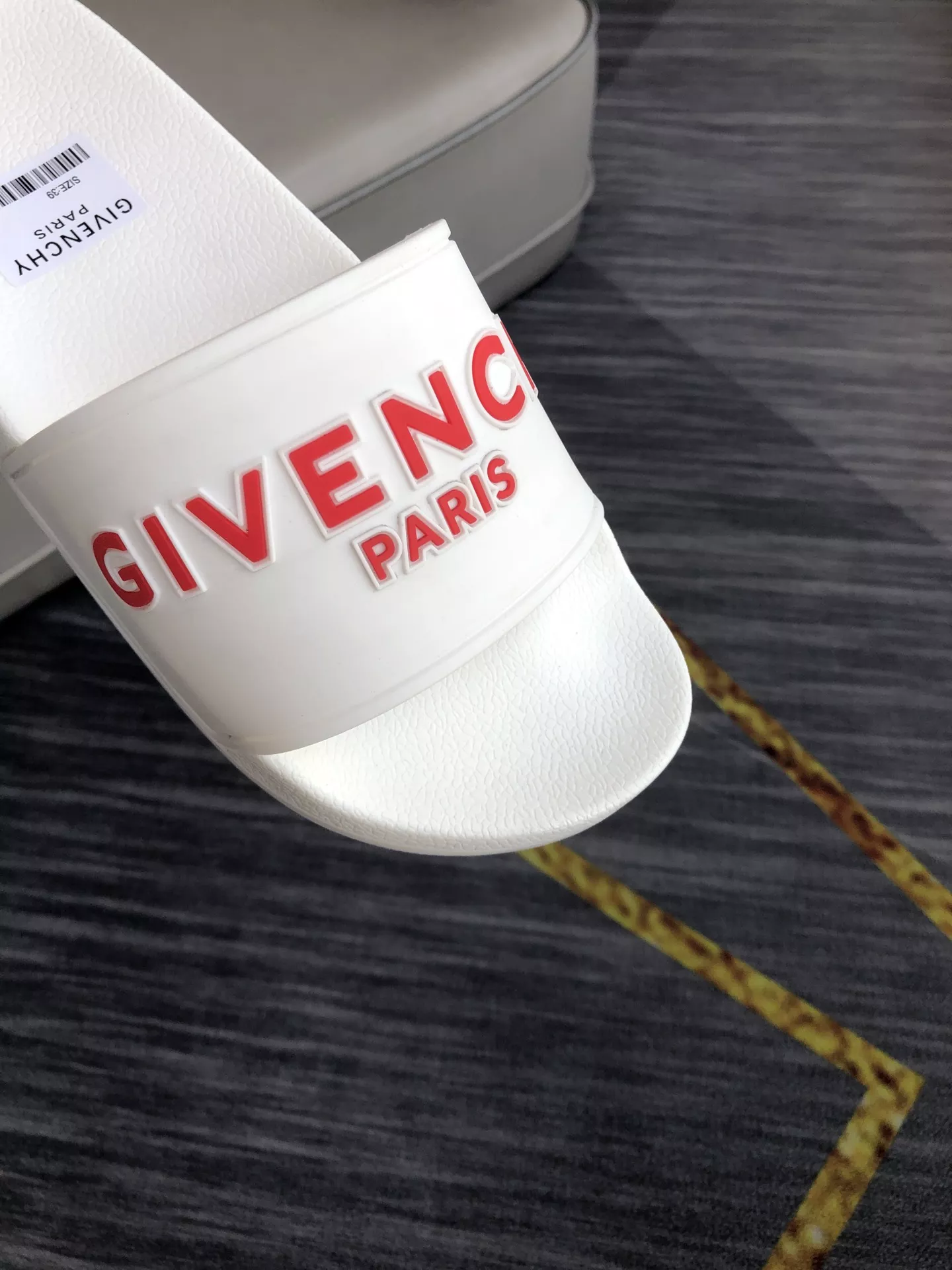 Givenchy Slippers For Men Modern 2457