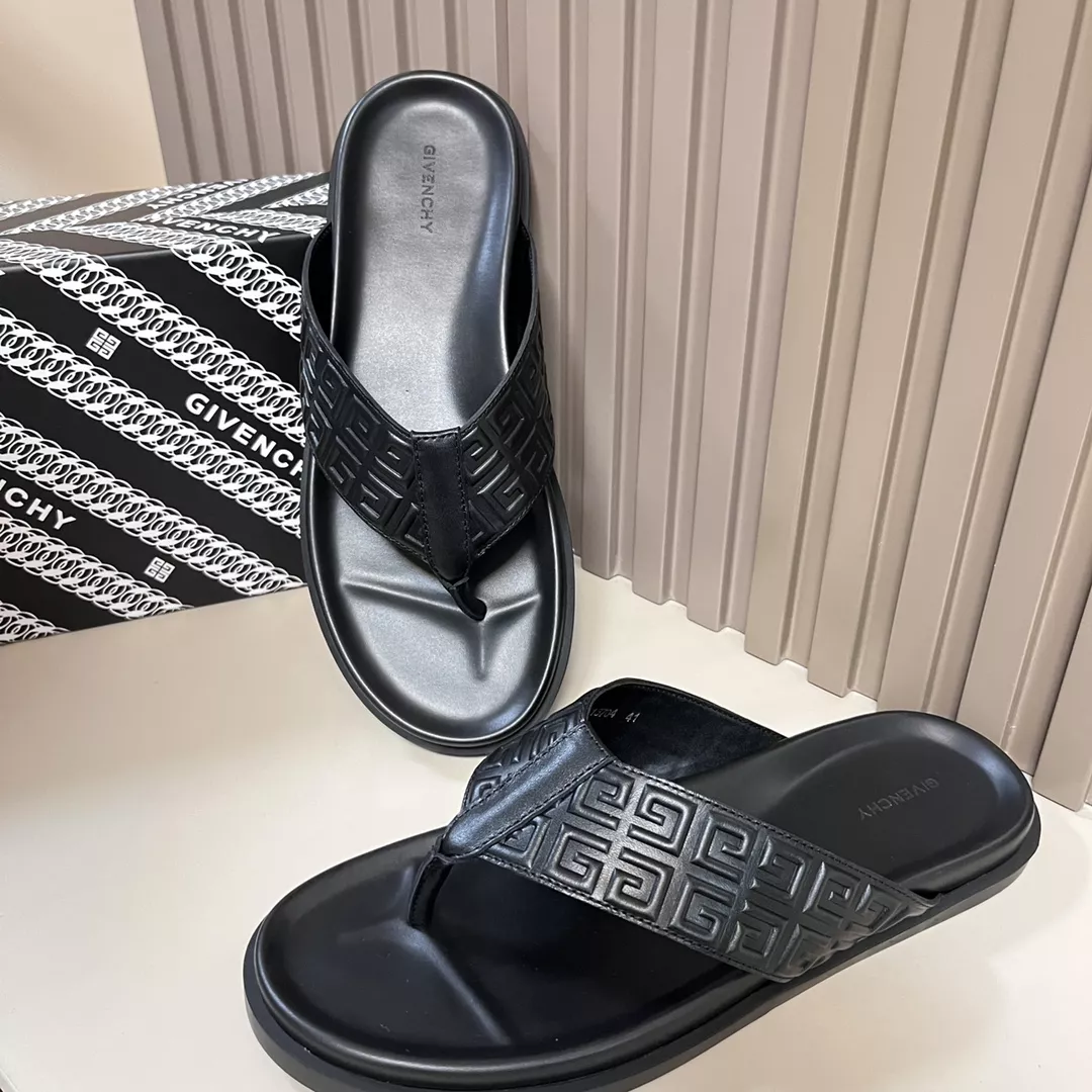 Givenchy Slippers For Men Modern 6376