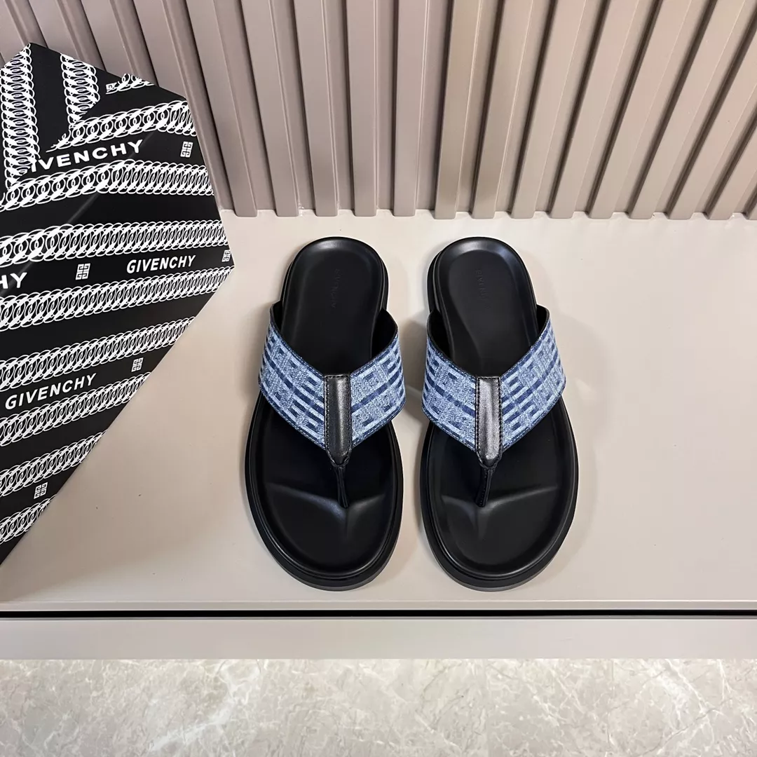Givenchy Slippers For Men SmartChoice 4857