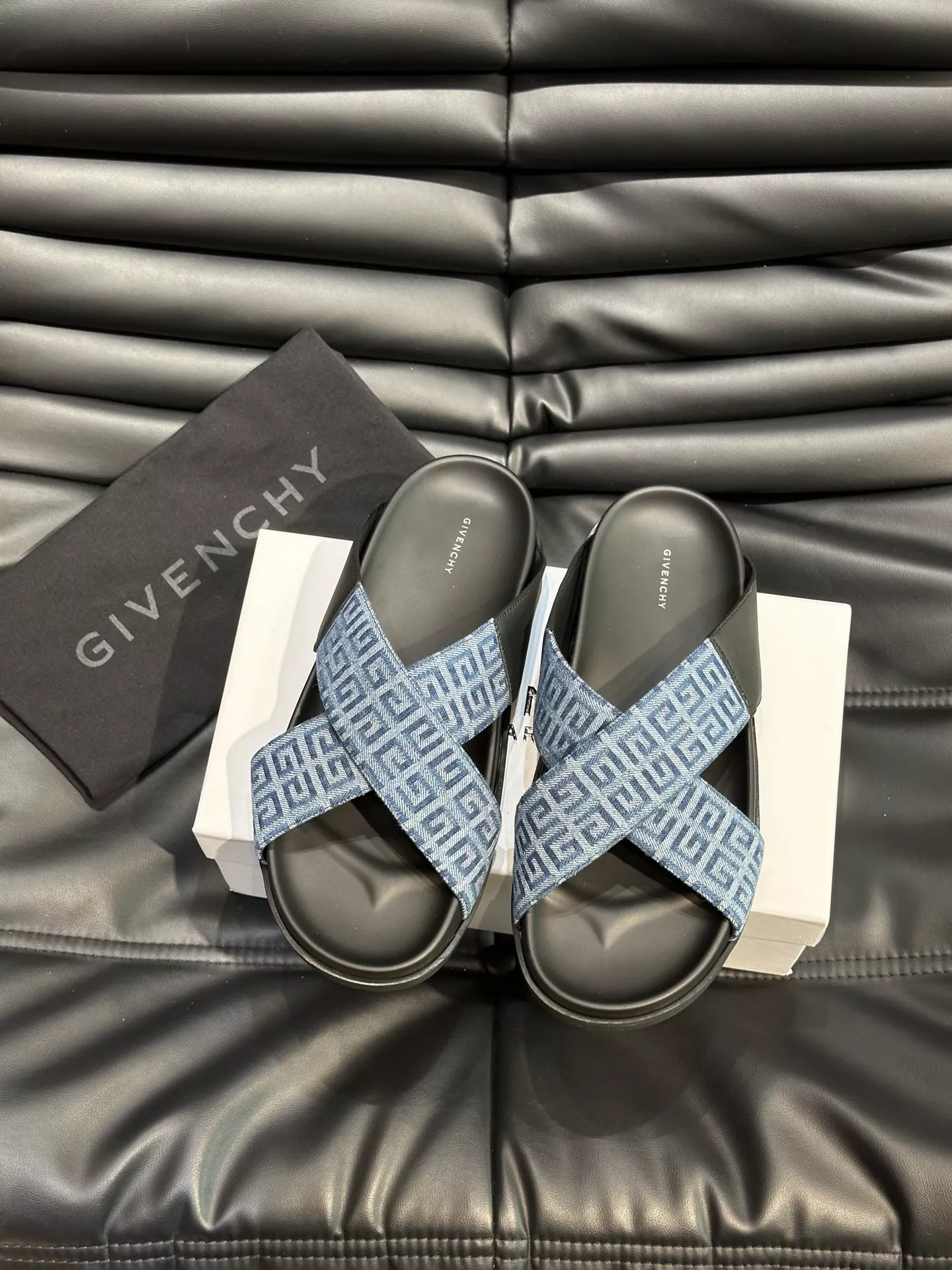 Givenchy Slippers For Men SmartChoice 8285