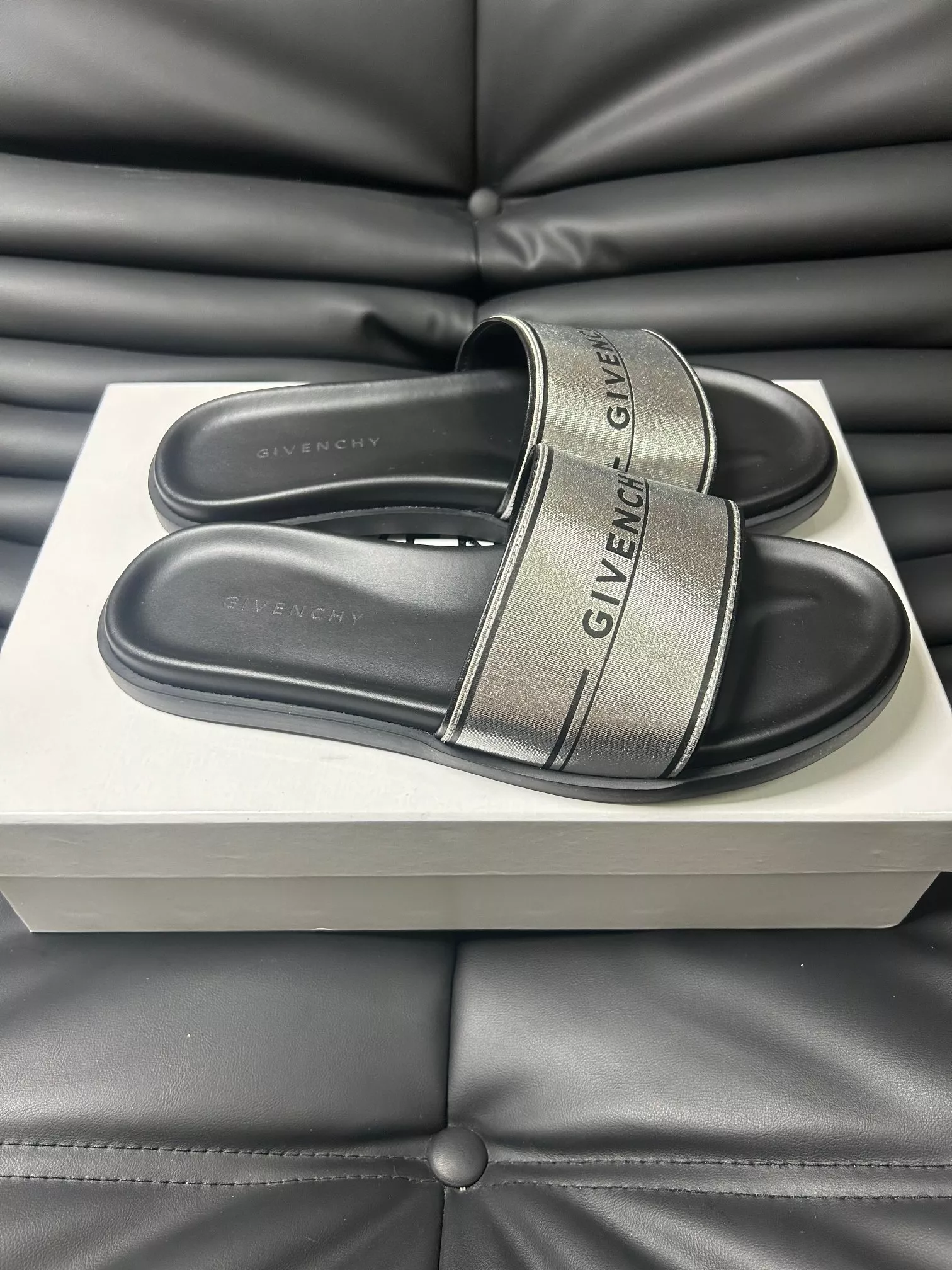 Givenchy Slippers For Men Soft 2176