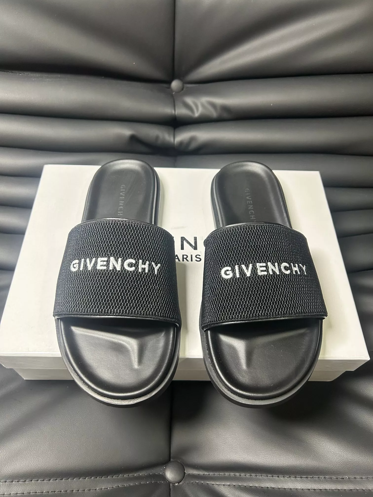 Givenchy Slippers For Men Soft 5831