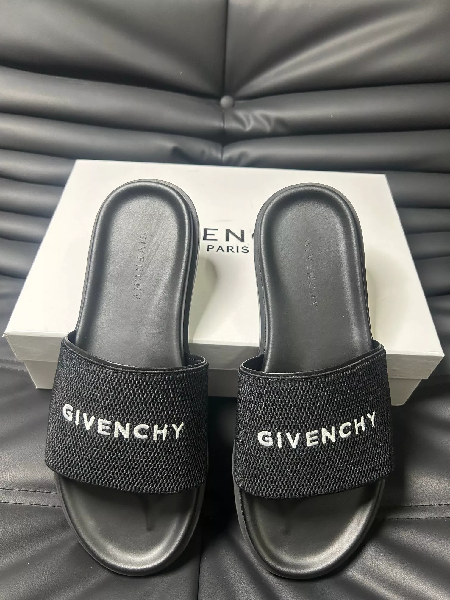 Givenchy Slippers For Men Soft 5831