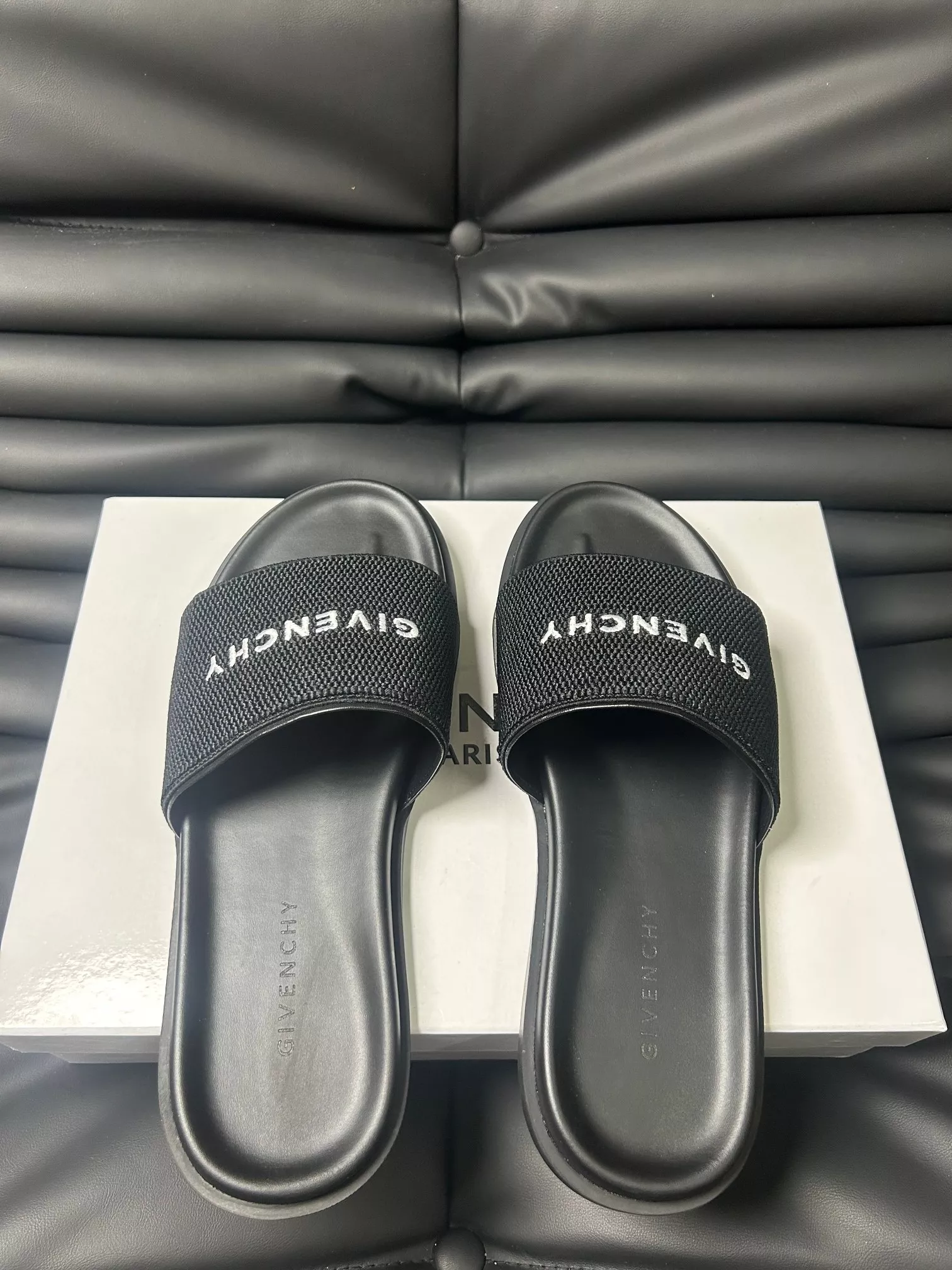 Givenchy Slippers For Men Soft 5831