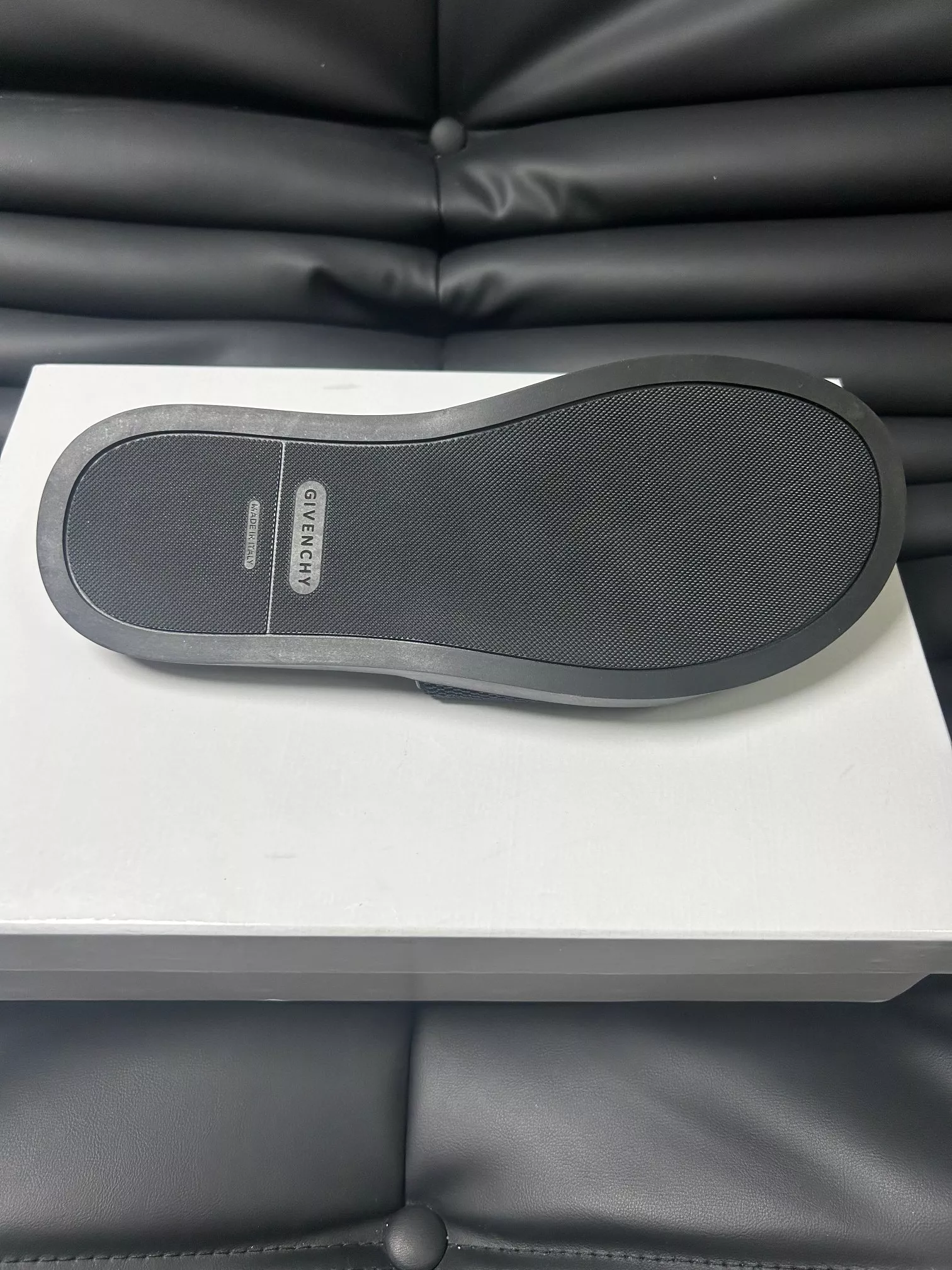 Givenchy Slippers For Men Soft 5831