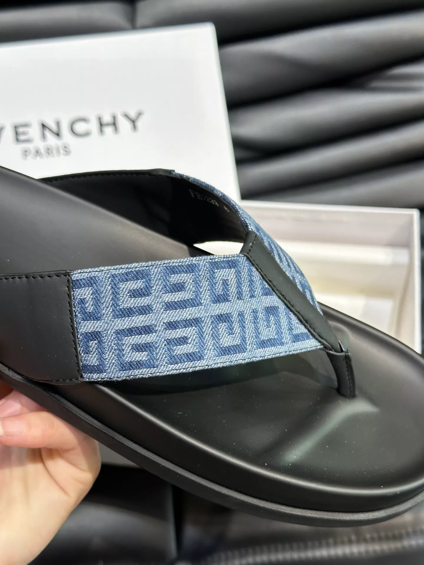 Givenchy Slippers For Men Unique 1893