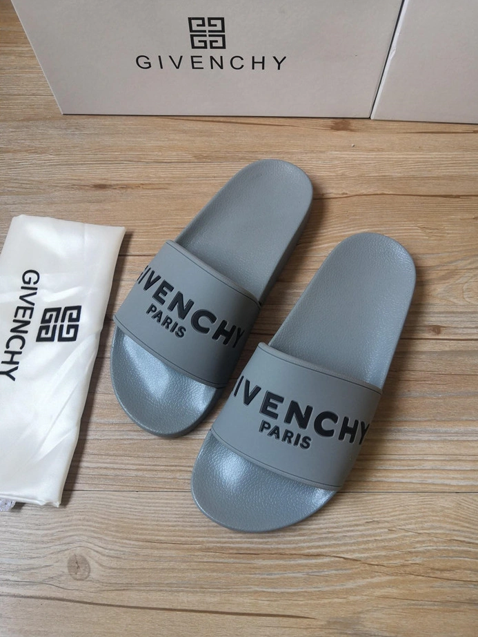 Givenchy Slippers For Men Vibrant 7534