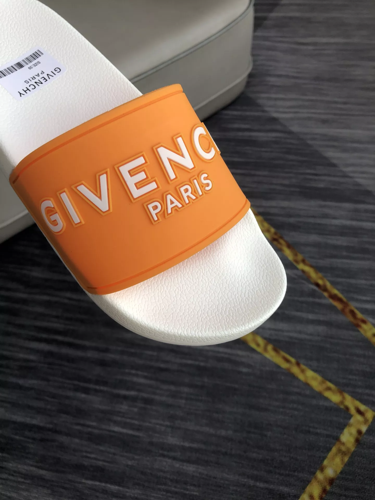 Givenchy Slippers For Women Durable 5502