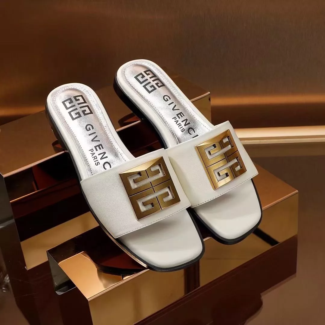 Givenchy Slippers For Women Sophisticated 3818