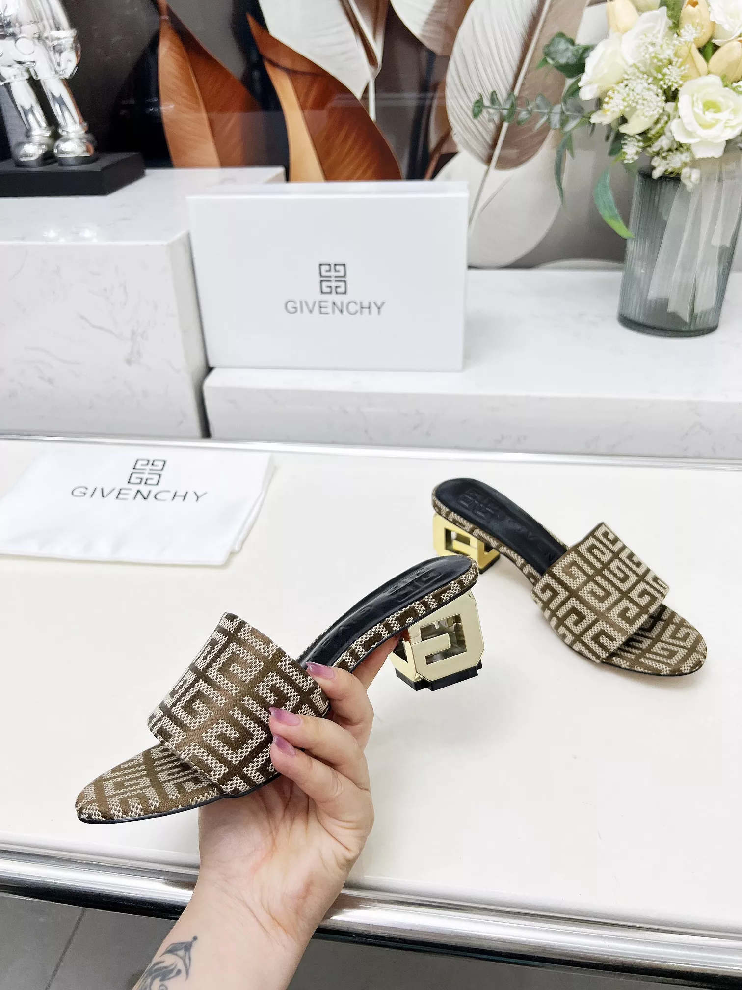Givenchy Slippers For Women TopPick 1446