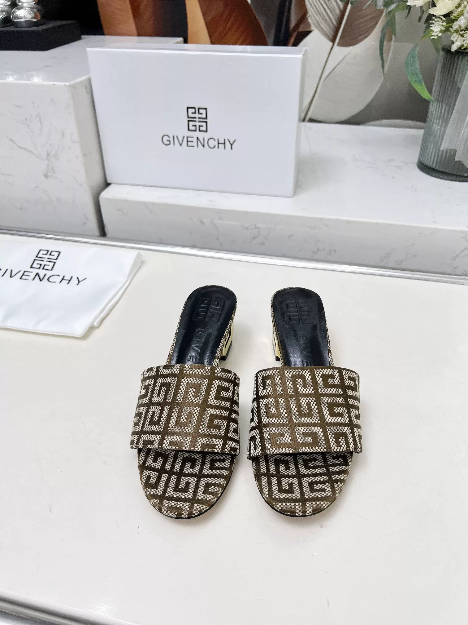 Givenchy Slippers For Women TopPick 1446