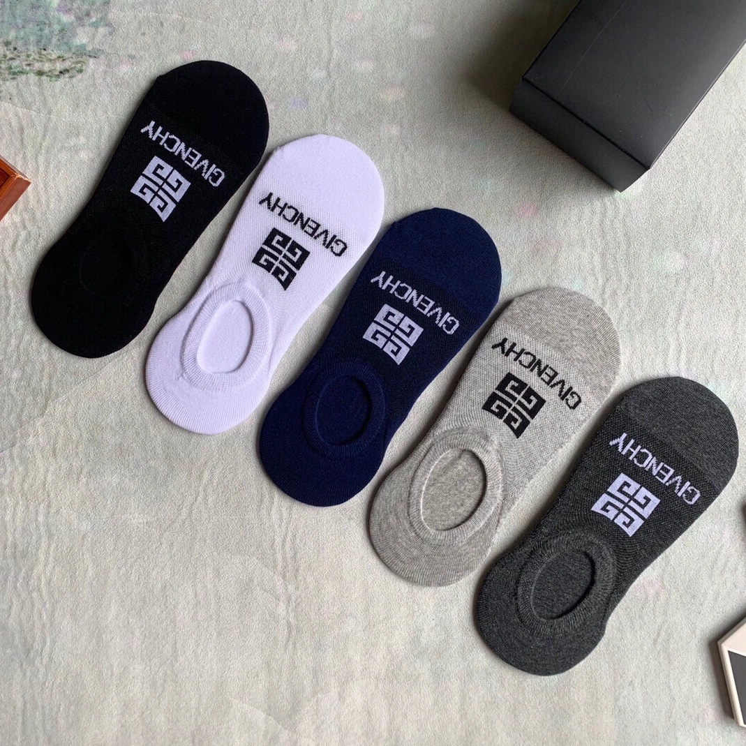 Givenchy Socks For Men Elegant 5828