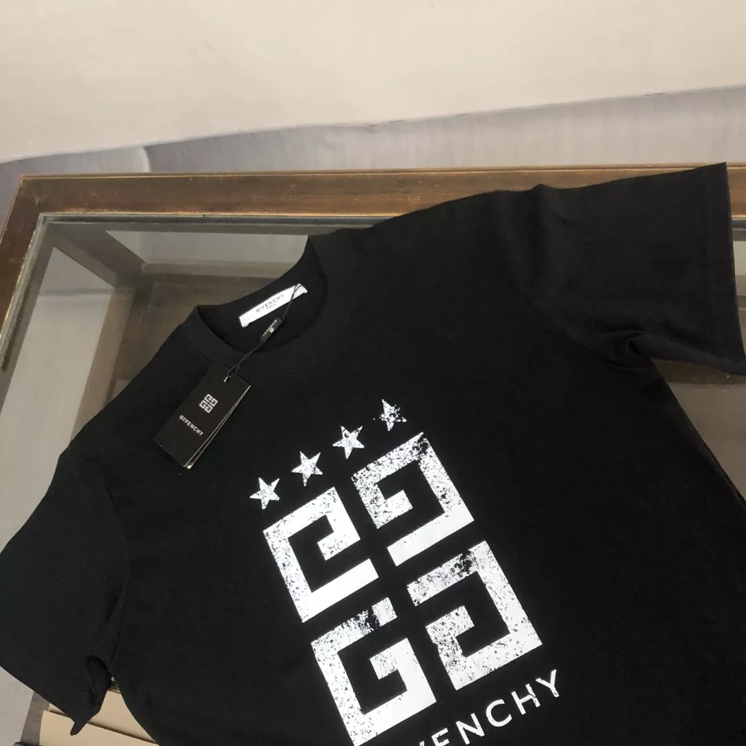 Givenchy T-Shirts Short Sleeved For Men EyeCatching 5460