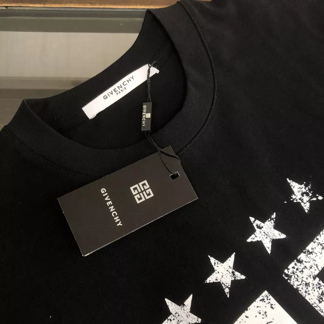 Givenchy T-Shirts Short Sleeved For Men EyeCatching 5460
