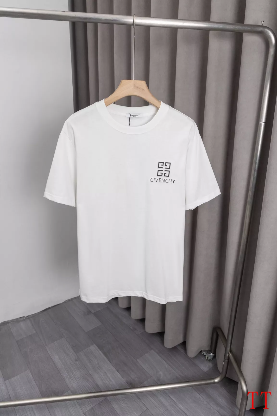 Givenchy T-Shirts Short Sleeved For Men Fashionable 8761