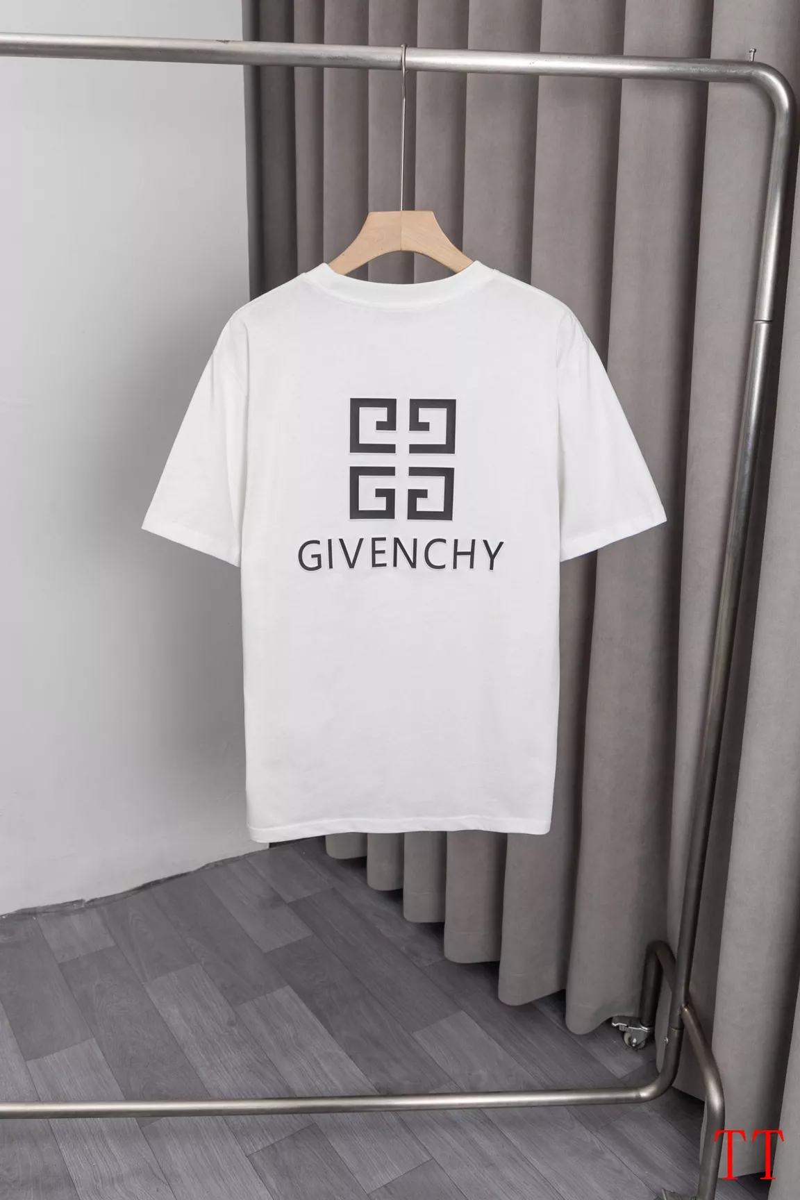 Givenchy T-Shirts Short Sleeved For Men Fashionable 8761