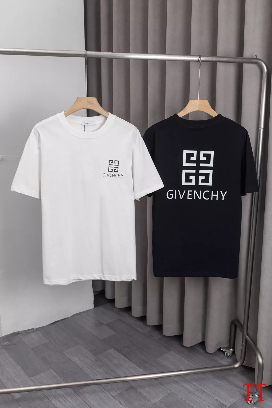 Givenchy T-Shirts Short Sleeved For Men Fashionable 8761