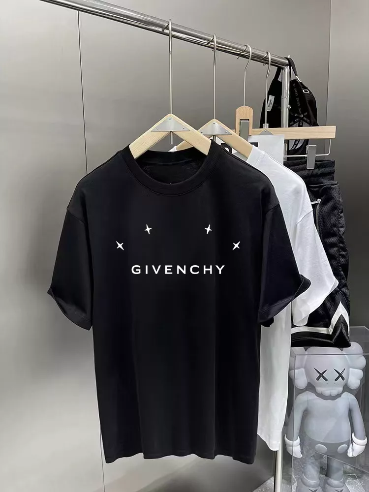 Givenchy T-Shirts Short Sleeved For Men Flexible 9419