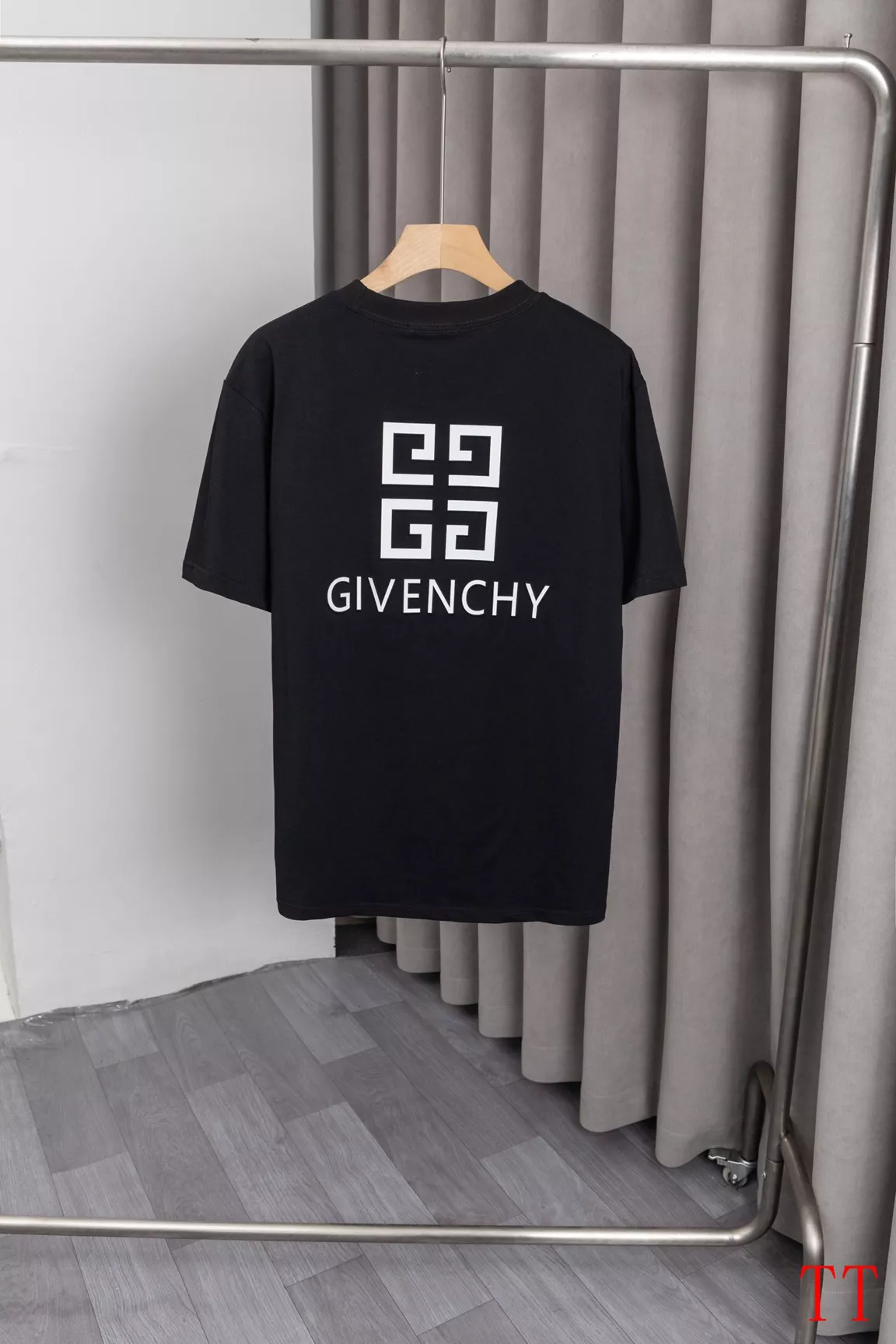 Givenchy T-Shirts Short Sleeved For Men Stylish 7701