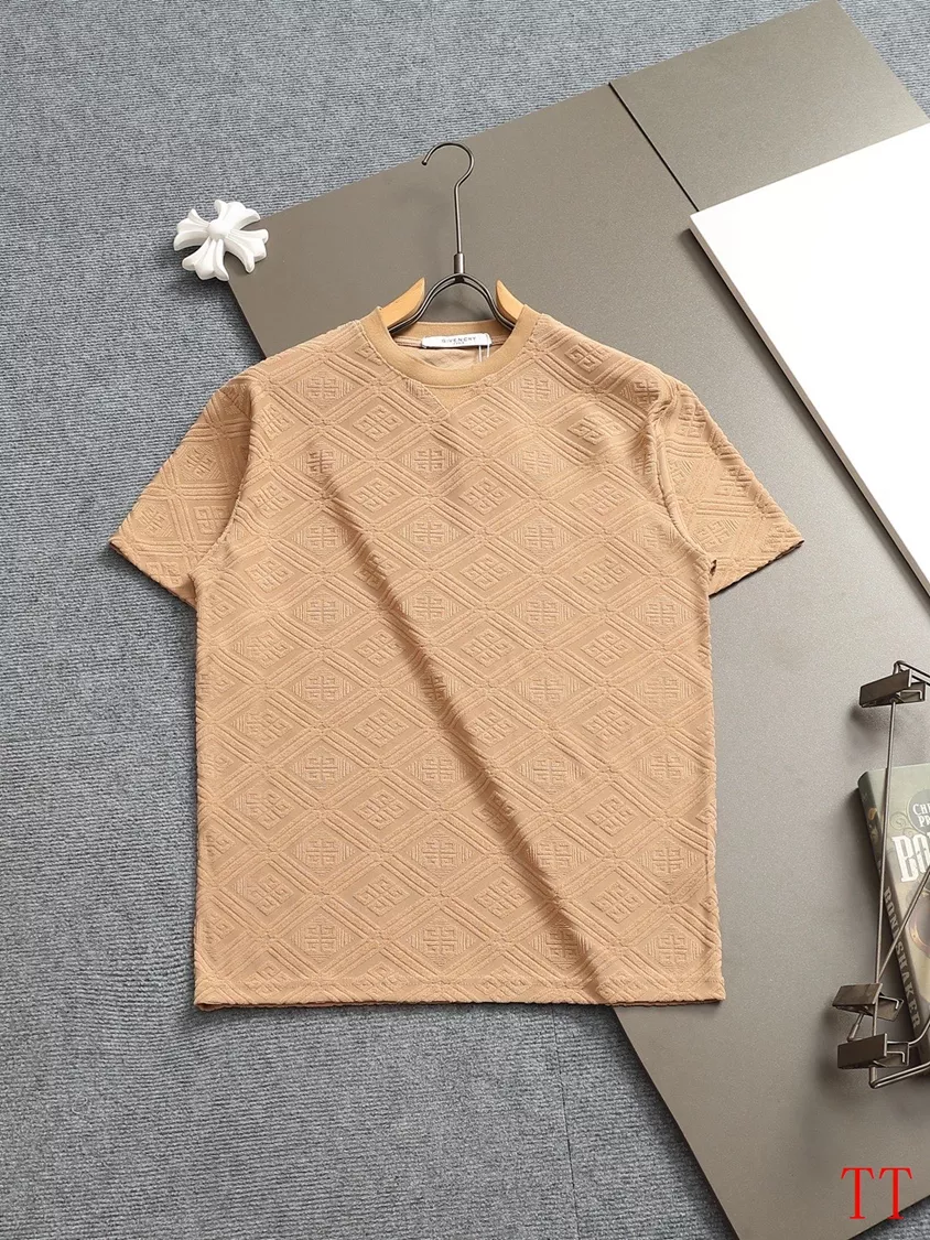 Givenchy T-Shirts Short Sleeved For Unisex ModernLook 393