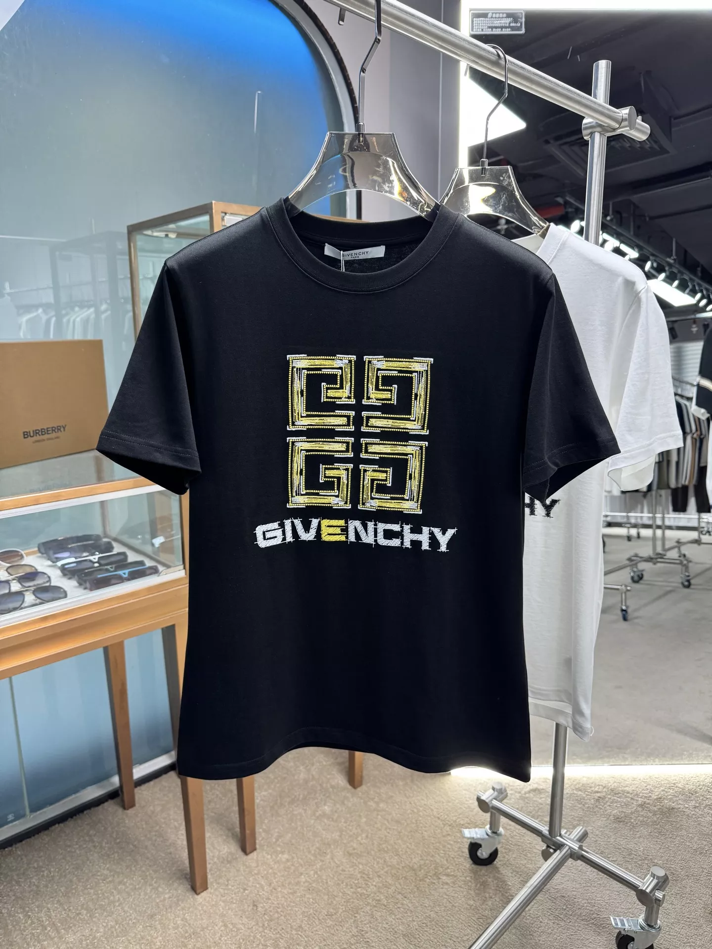 Givenchy T-Shirts Short Sleeved For Unisex StreetReady 490