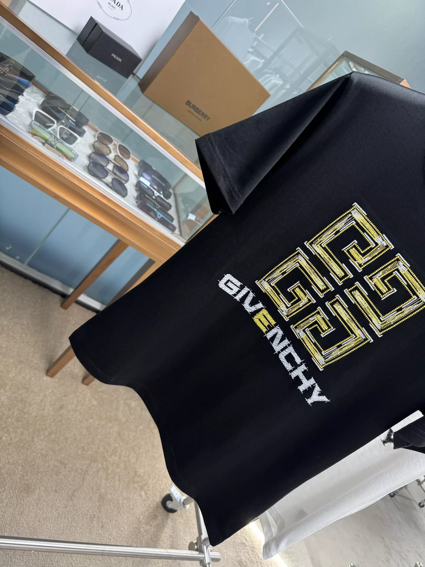 Givenchy T-Shirts Short Sleeved For Unisex StreetReady 490