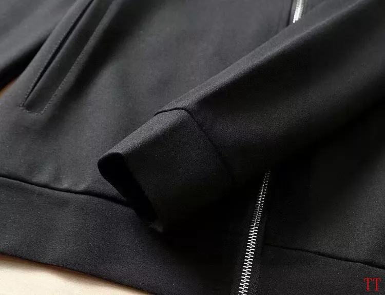 Givenchy Tracksuits Long Sleeved For Men Functional 8812