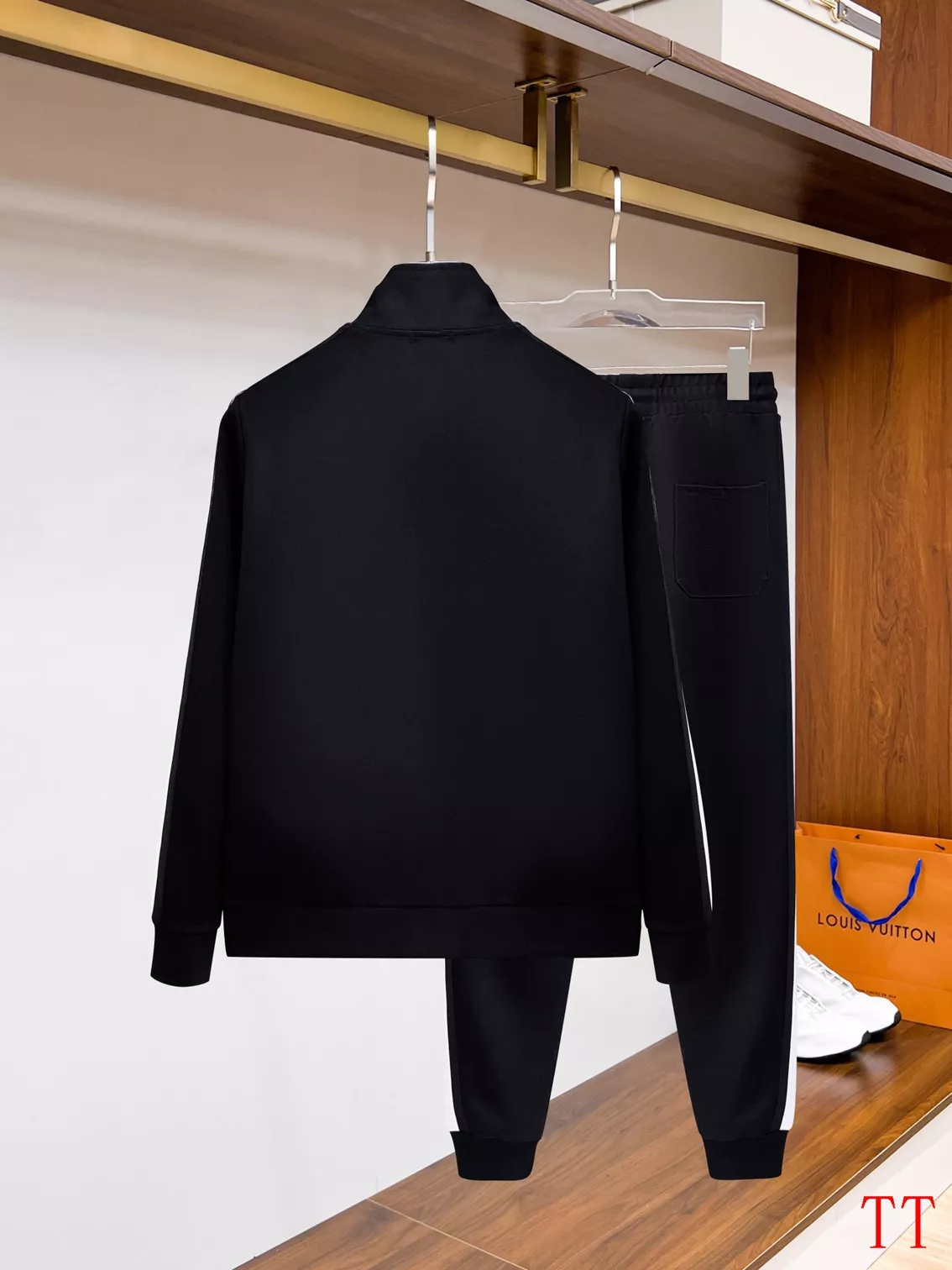 Givenchy Tracksuits Long Sleeved For Men Versatile 4349