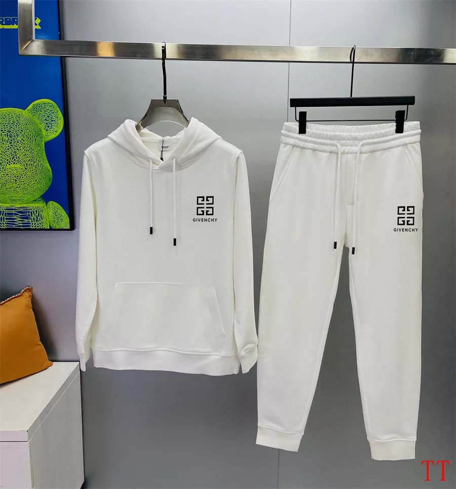 Givenchy Tracksuits Long Sleeved For Men Versatile 982
