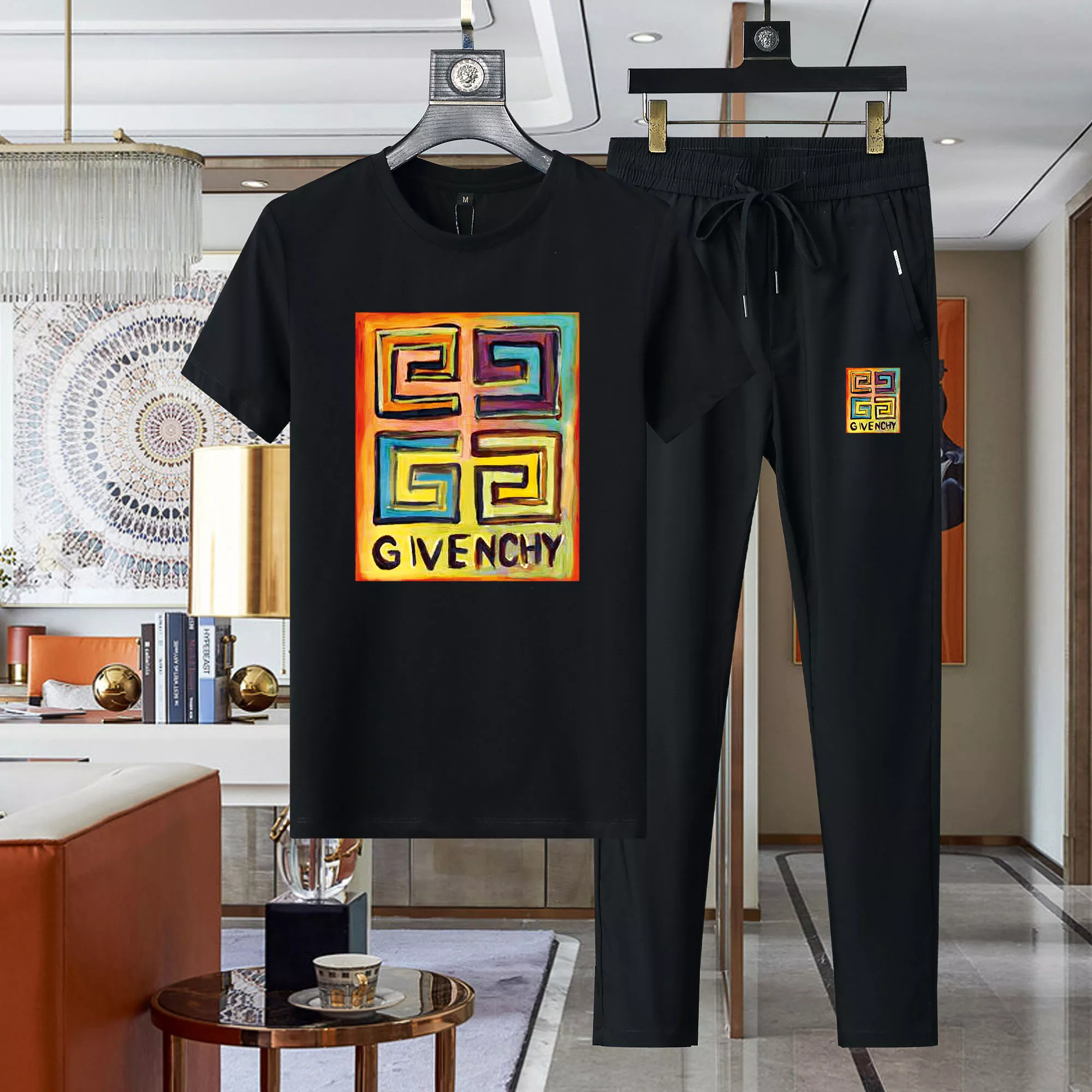Givenchy Tracksuits Short Sleeved For Men Practical 9311