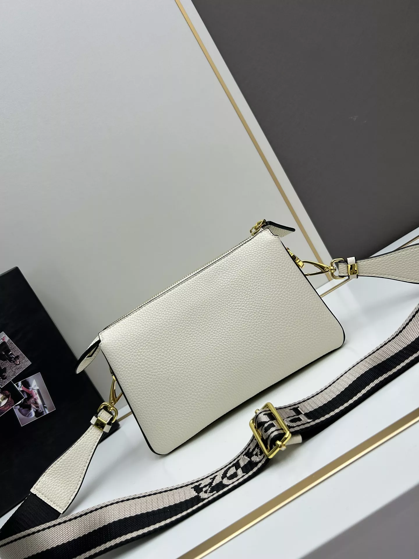 GoAnywhere 1153 Prada AAA Quality Messenger Bags For Women