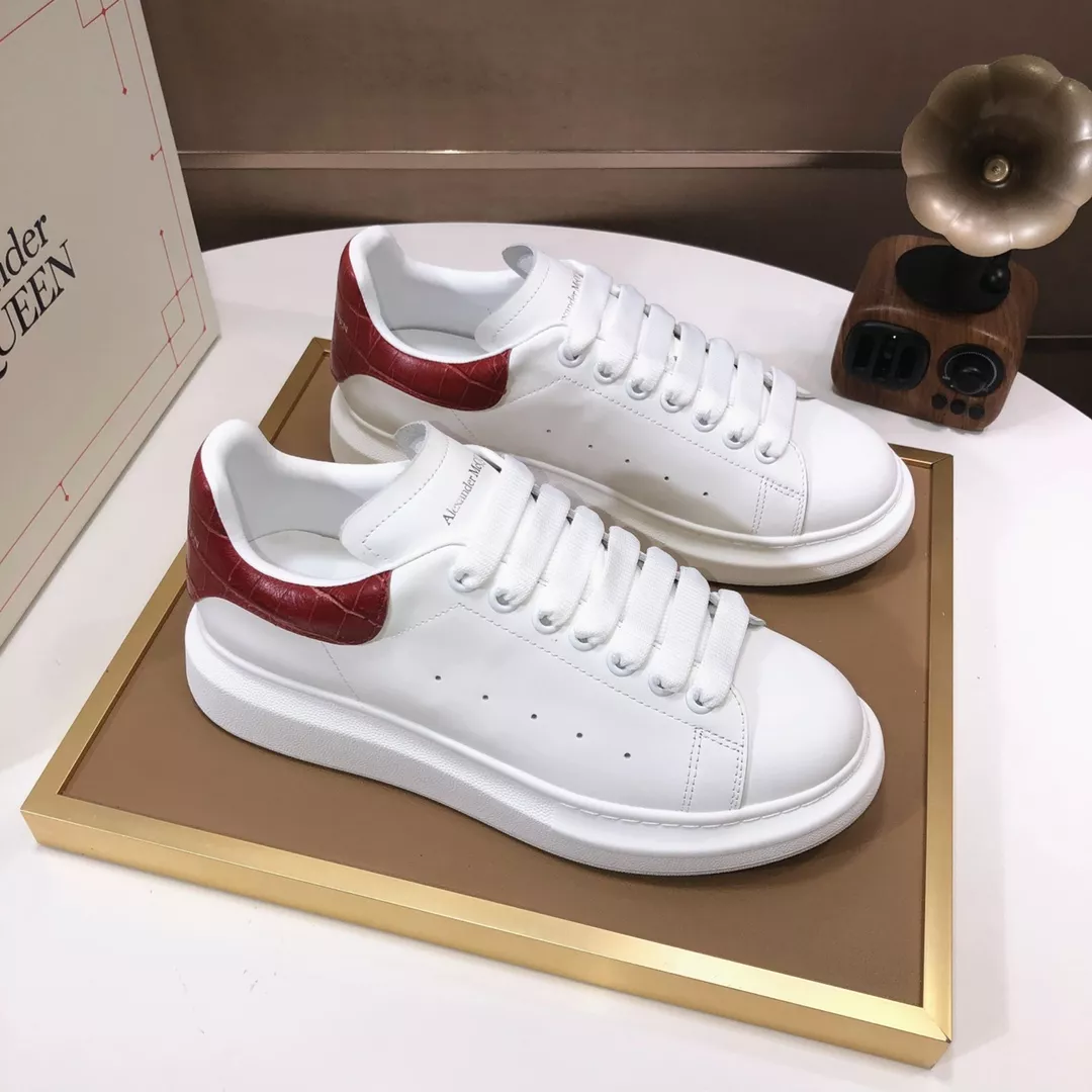 GoAnywhere 1322 Alexander McQueen Casual Shoes For Women