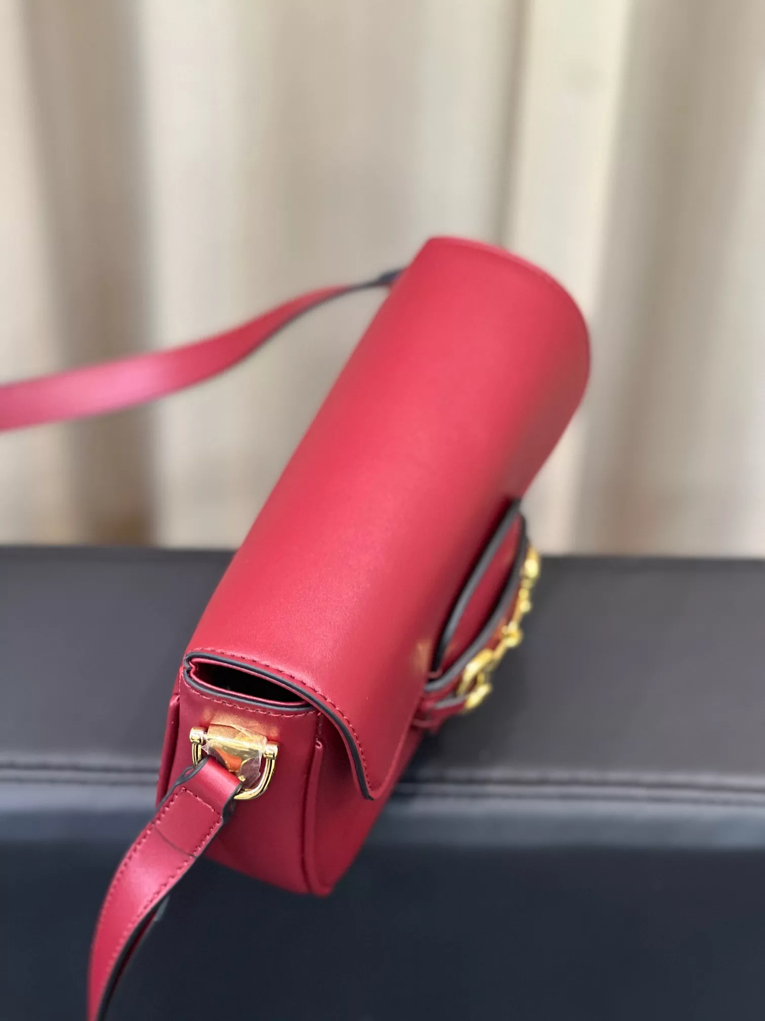 GoAnywhere 1373 Gucci AAA Quality Messenger Bags For Women