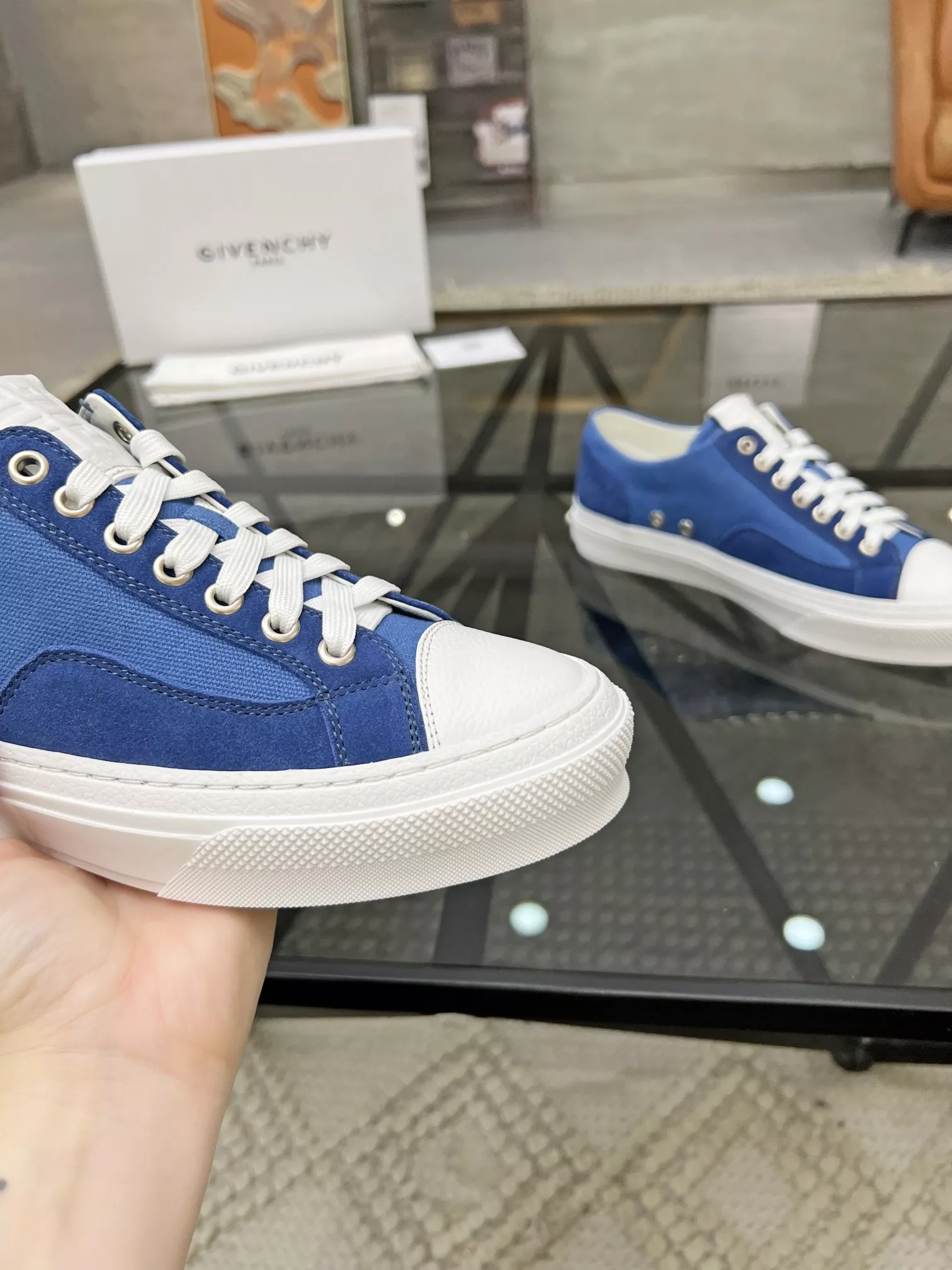 GoAnywhere 1664 Givenchy Casual Shoes For Men