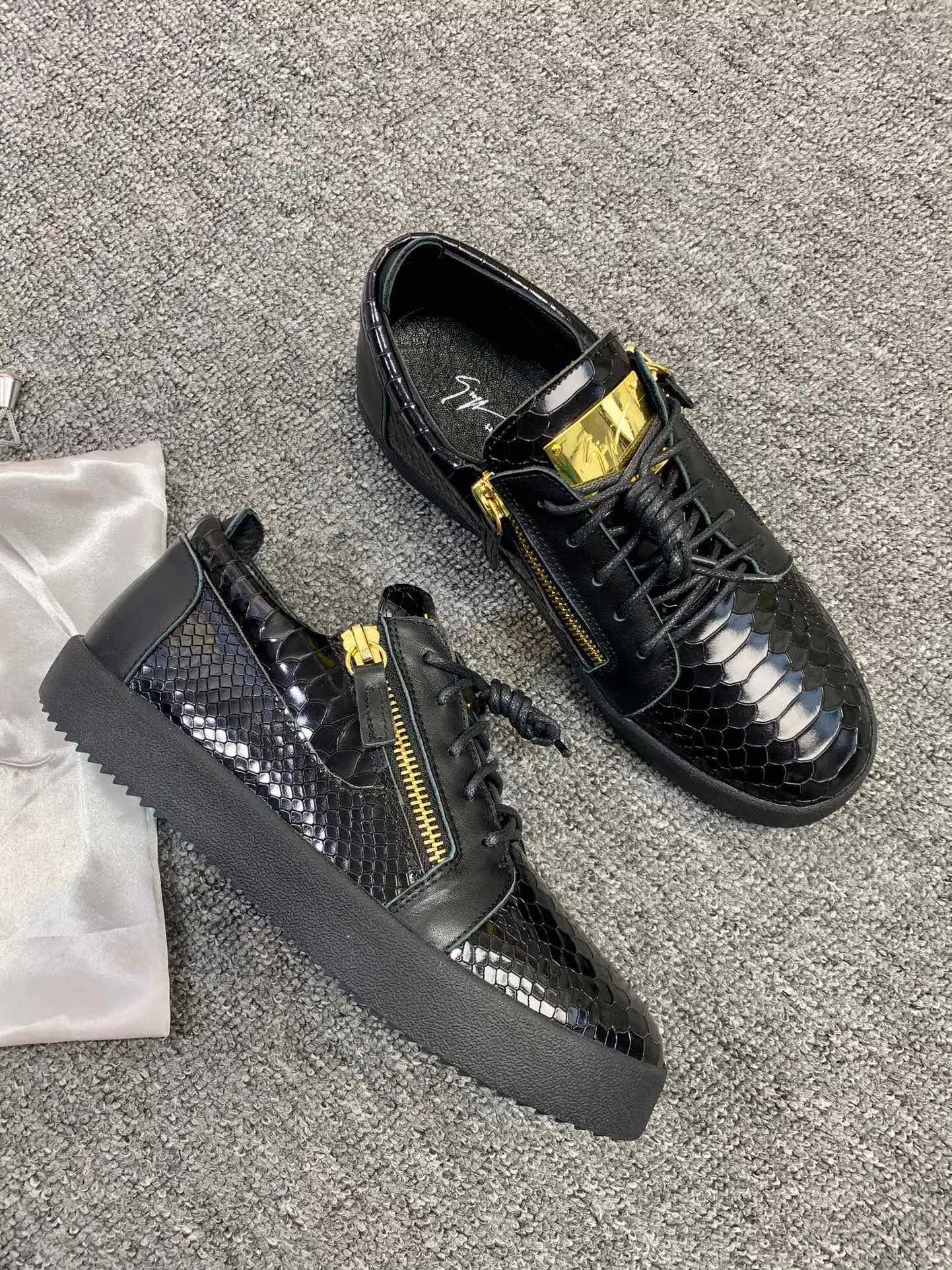 GoAnywhere 1799 Giuseppe Zanotti Casual Shoes For Women