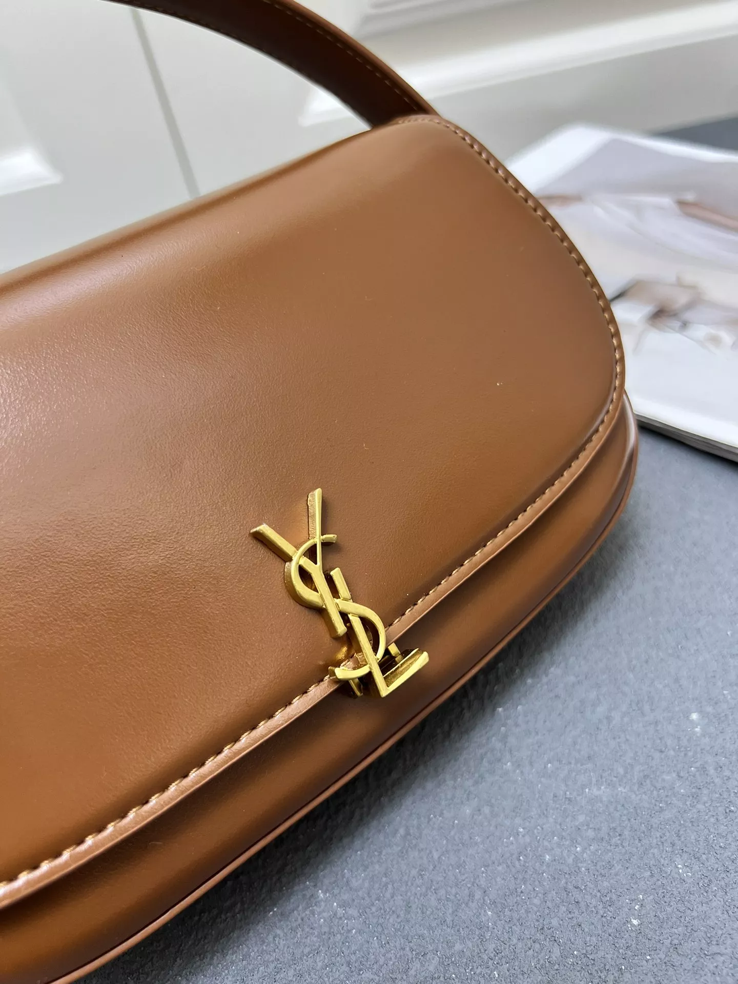 GoAnywhere 185 Yves Saint Laurent YSL AAA Quality Messenger Bags For Women